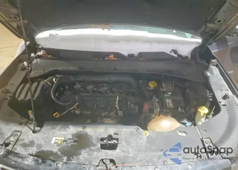 2018 Jeep Compass Latitude z USA, uszkodzony, nr VIN 3C4NJDBB8JT262460